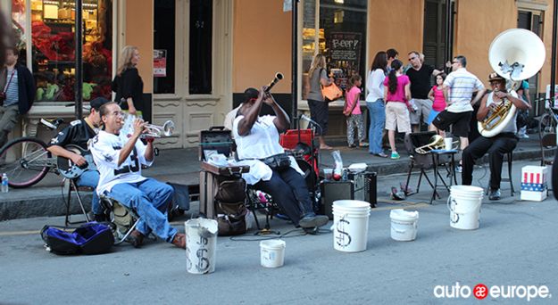 New Orleans Street Performers - Deep South